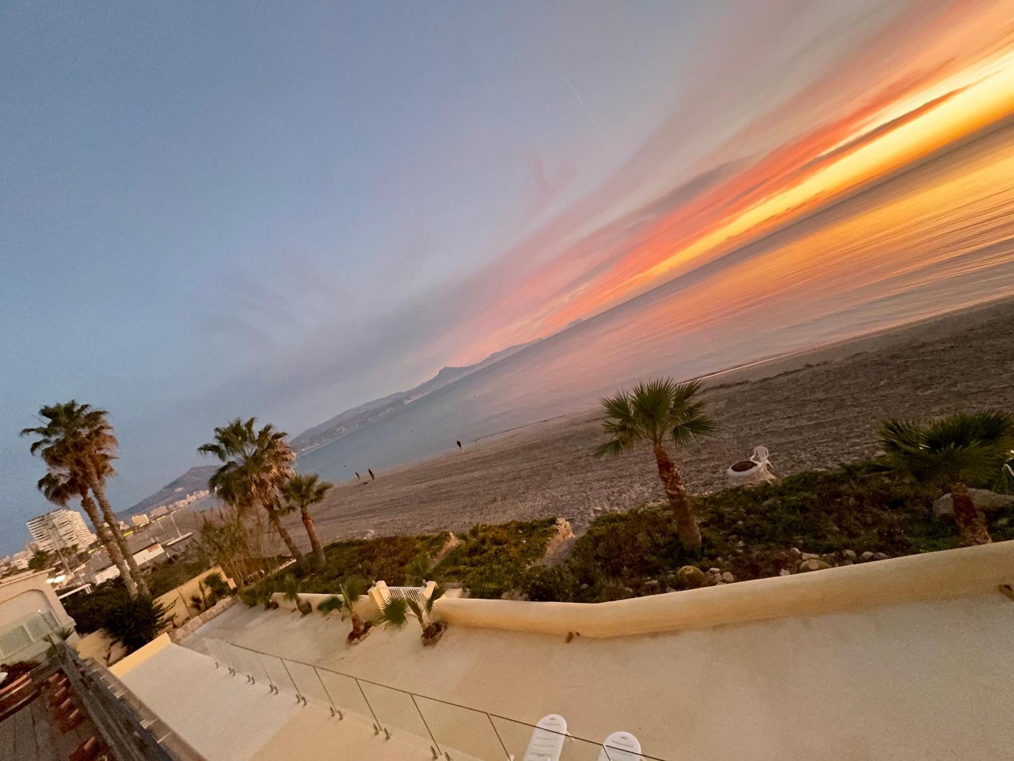 Excepcional Apartamento Loft A Pie De Playa En Chalet Roquetes Alicante Dış mekan fotoğraf