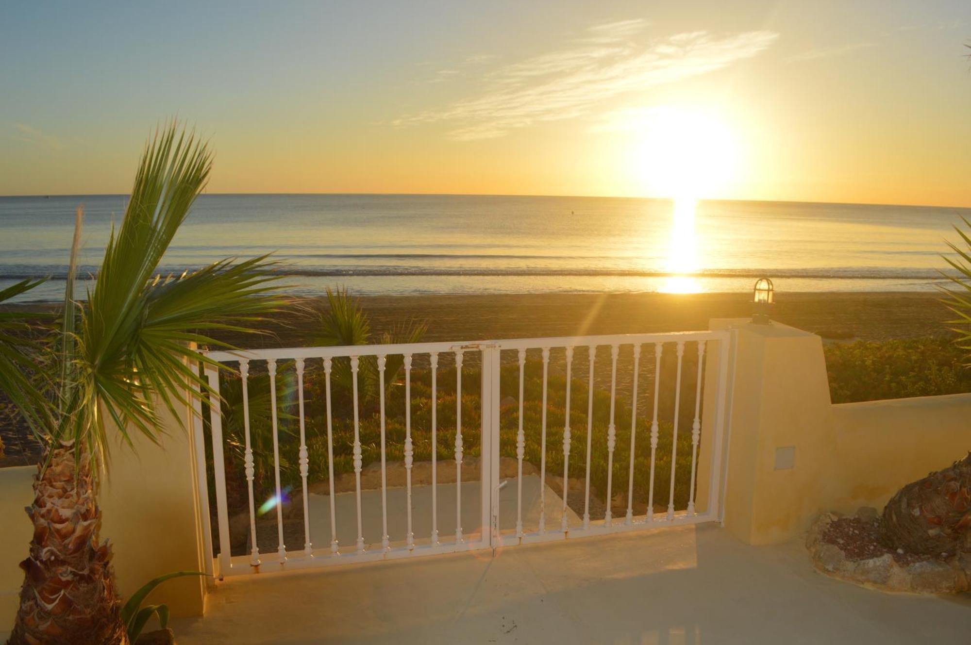 Excepcional Apartamento Loft A Pie De Playa En Chalet Roquetes Alicante Dış mekan fotoğraf