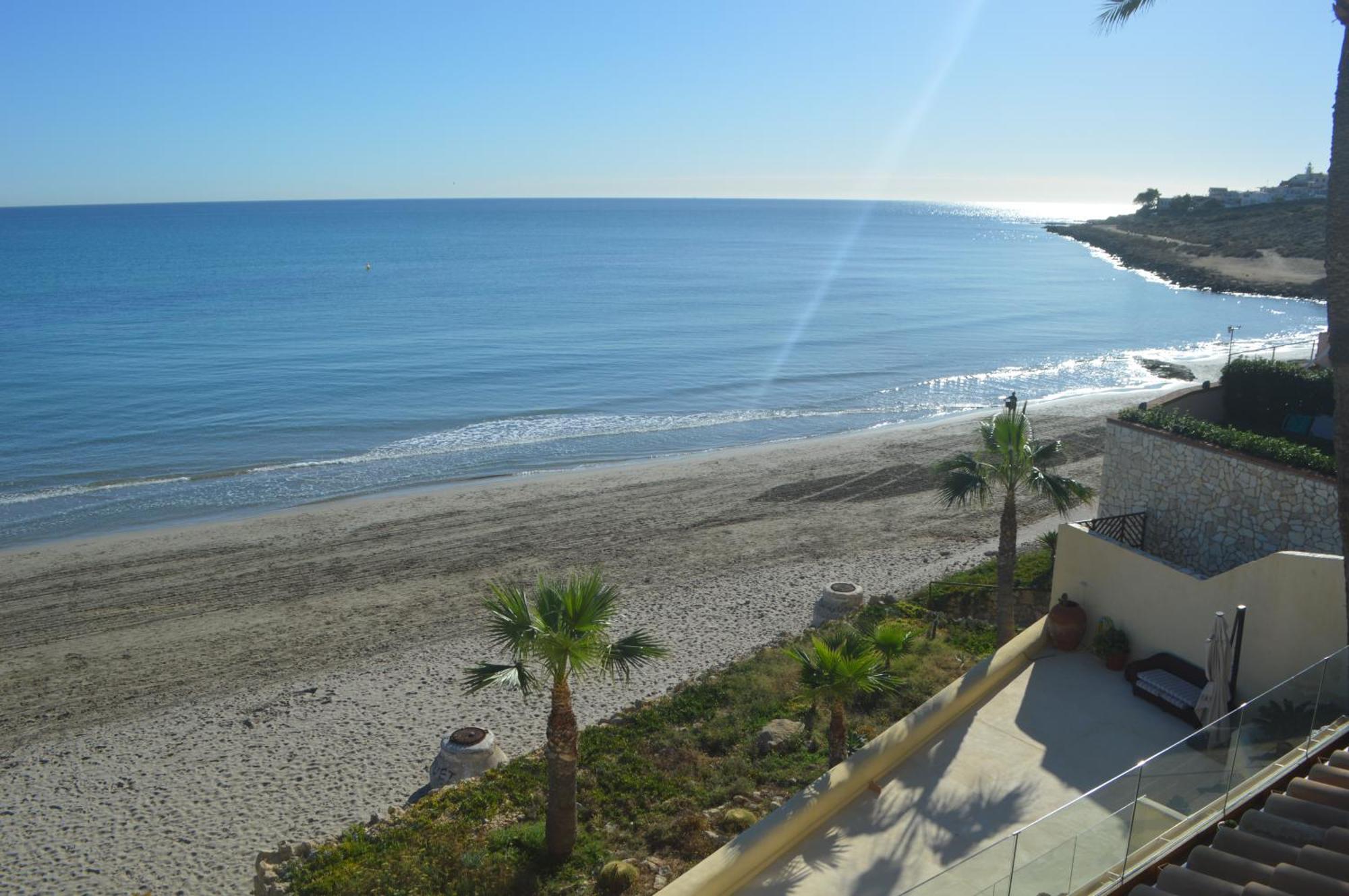Excepcional Apartamento Loft A Pie De Playa En Chalet Roquetes Alicante Dış mekan fotoğraf