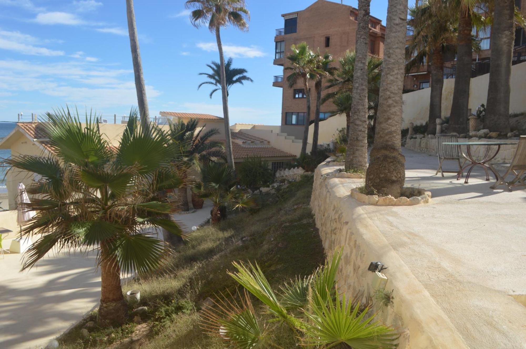 Excepcional Apartamento Loft A Pie De Playa En Chalet Roquetes Alicante Dış mekan fotoğraf